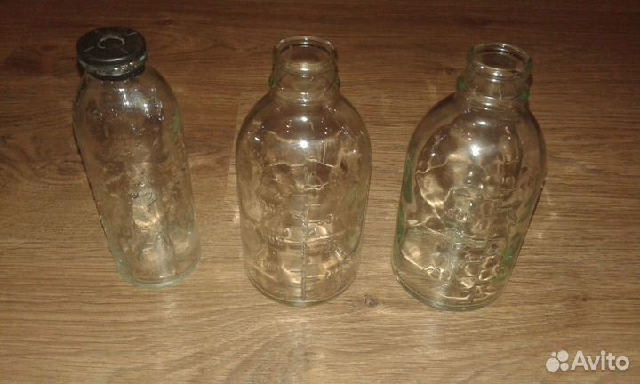 Стеклянная мерная бутыль