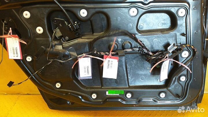 Стеклоподъемник задний левый 7-серия F01/F02