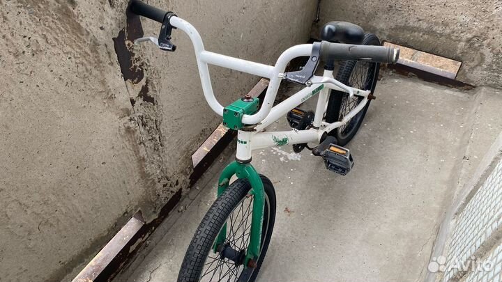 Велосипед bmw