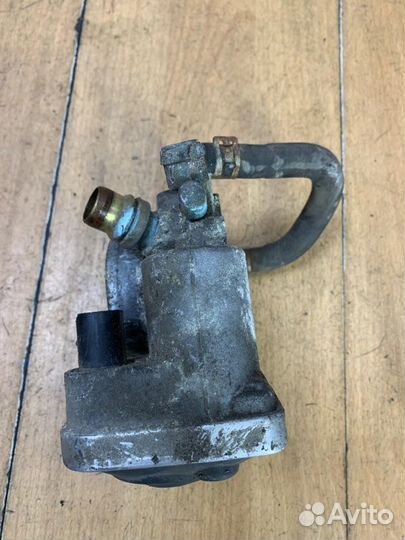 Дроссельная заслонка Opel Zafira B Z18XER