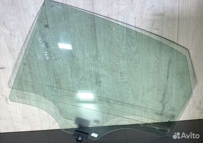 Стекло заднее правое Kia Ceed 3 хетчбек