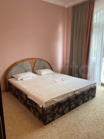 2-к. квартира, 45 м², 2/4 эт.