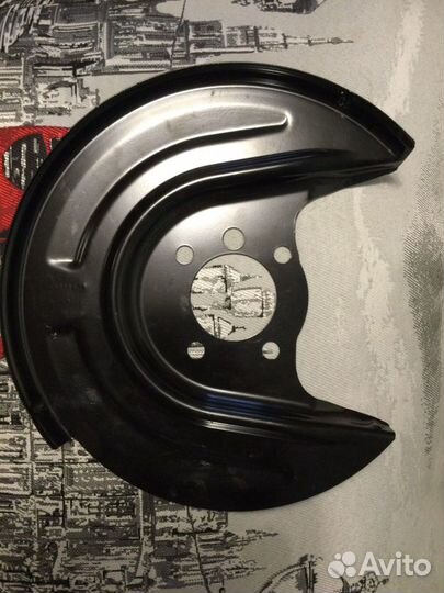 Пыльник тормозного диска VW Jetta с 11