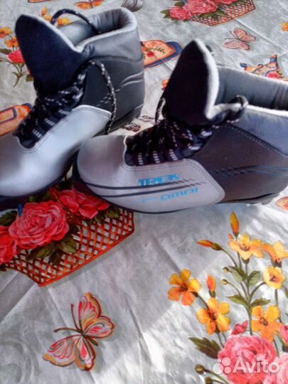 Лыжные ботинки 35 размер