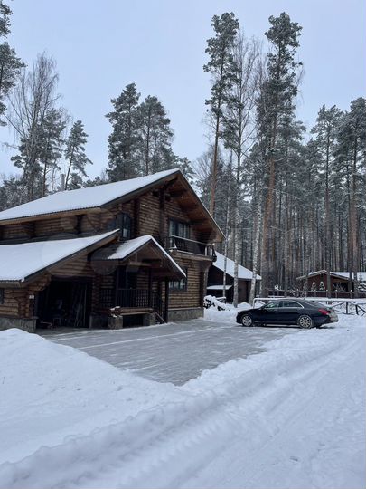 Дом 177 м² на участке 7 сот.