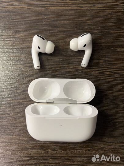 Наушники Apple AirPods Pro 1. Оригинал