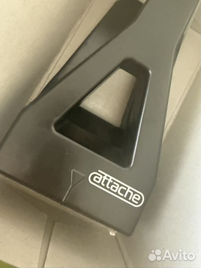 Дырокол attache