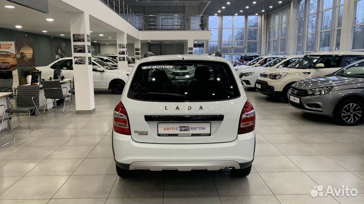 ВАЗ Granta Cross 1.6 МТ, 2023, 52 436 км