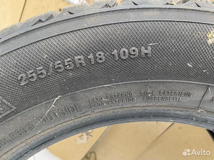 Kumho I'Zen RV Asymmetric 255/55 R18