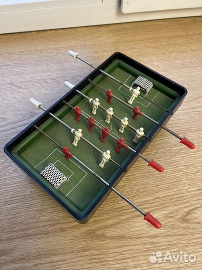 Настольный футбол винтажный маленький