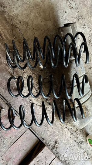 Комплект пружин BMW F10