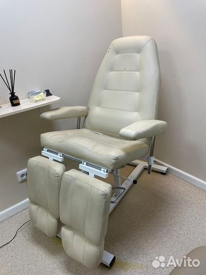 Педикюрное кресло