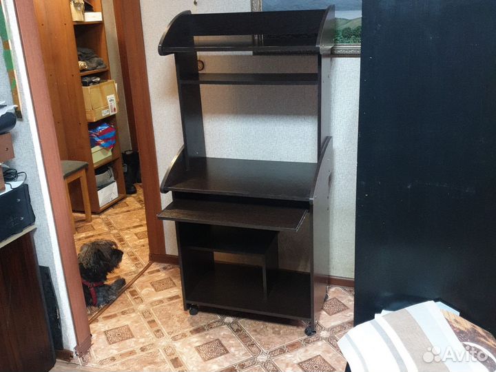 Компьютерный стол