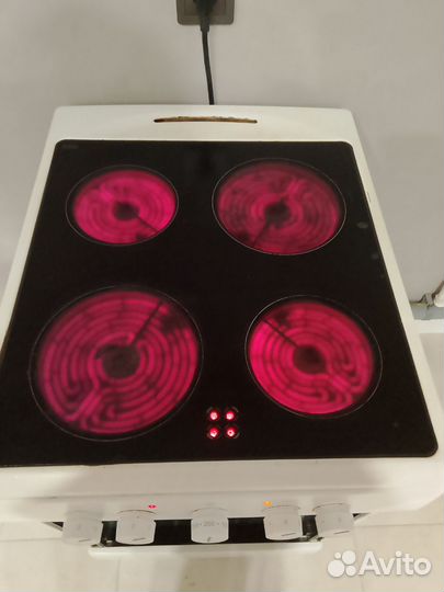 Плита электрическая 4 конфорки
