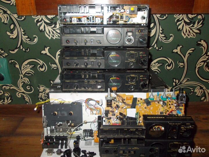 Телефон Marantz 221(222) пульты зарядки и др