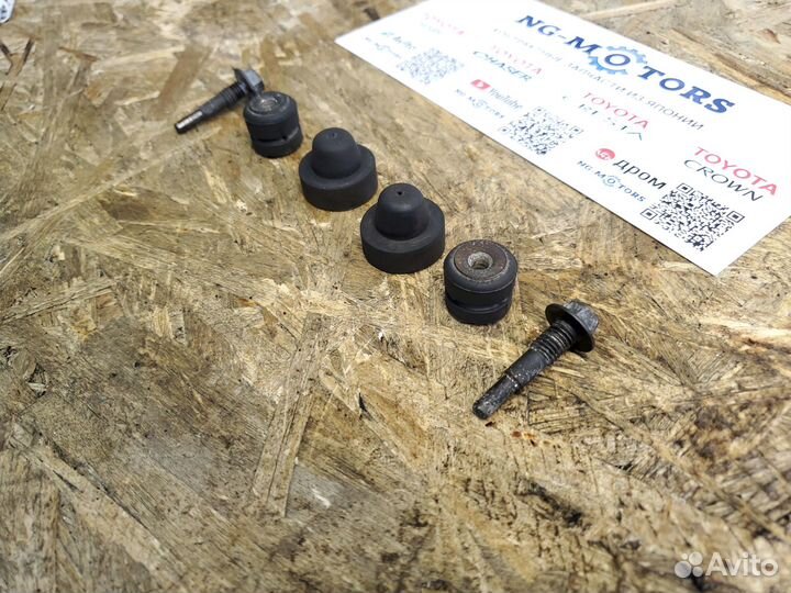 Крепления радиатора кондиционера Chaser GX100