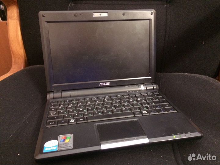 Asus EEE PC 900 нетбук