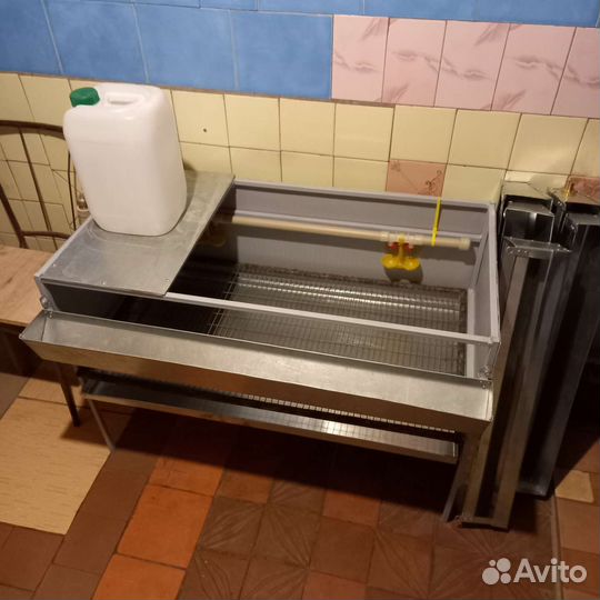 Брудер для цыплят