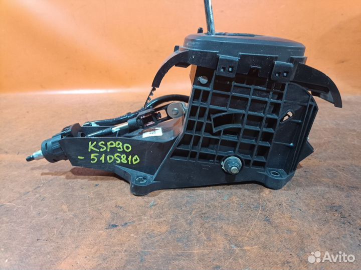 Ручка кпп на Toyota Vitz KSP90