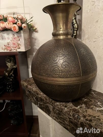 Кувшин гогон