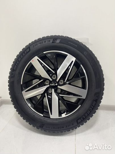 R18 Nokian Tyres Hakkapeliitta 10p SUV 235/60, PCD 5x114.3 DIA 67.1