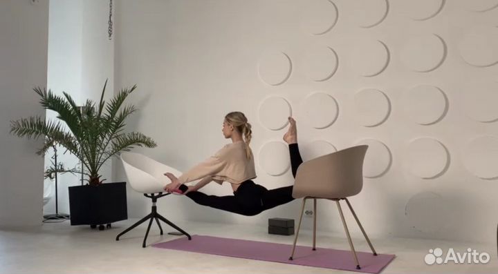 Тренер по растяжке и художественной гимнастике