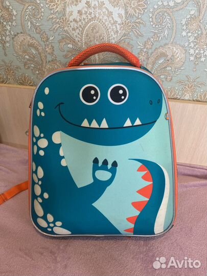 Школьный рюкзак