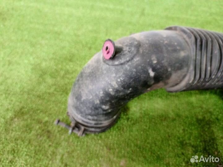 Патрубок воздушного фильтра Hyundai Sonata 6 sedan