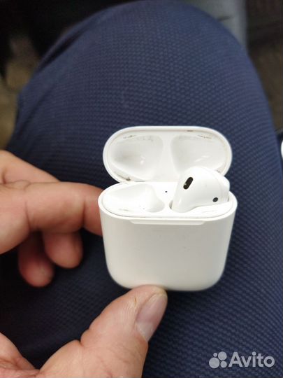 Беспроводные наушники apple airpods 2