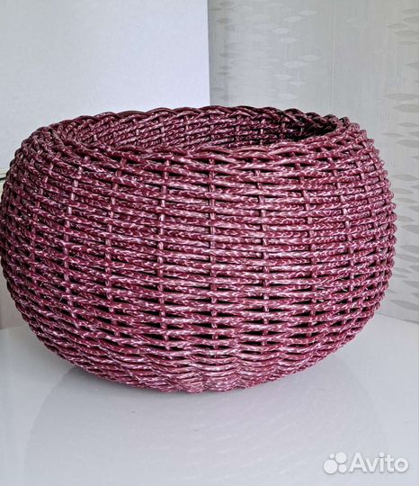 Кашпо из искусственного ротанга