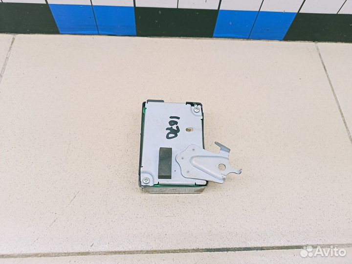 Блок электронный RAV 4 2013