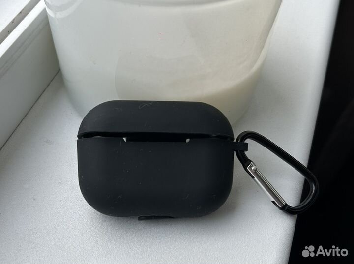 Силиконовый чехол для Airpods Pro