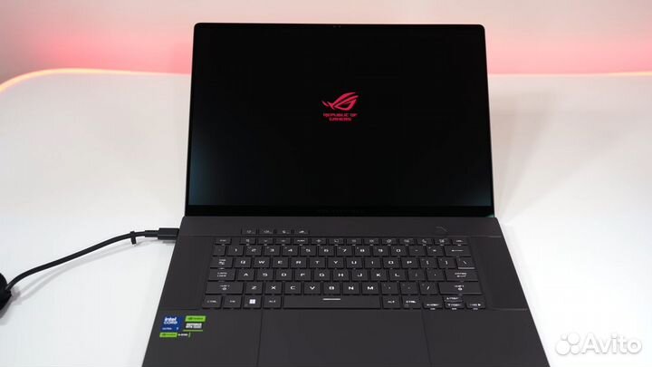 Ноутбук Asus ROG Zephyrus G14 / G16 / RX 6800H 8GB