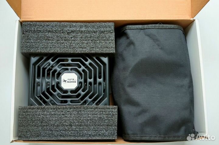 Блок питания Super Flower Platinum 1000W