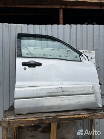 Дверь передняя правая Suzuki Grand Vitara 2000