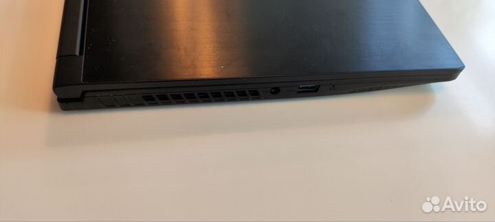 Игровой ноутбук msi 15,6