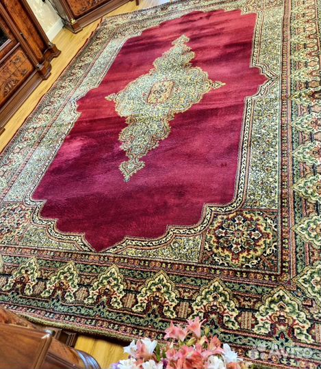 Ковер шиповник шерстяной 2.5 на 3.5 бу