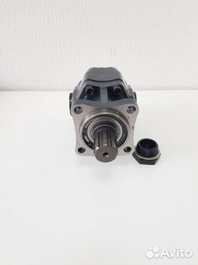 Насос шестеренчатый 82 литра iso реверсивный