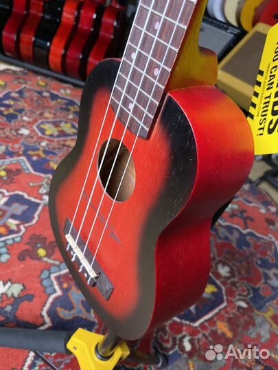 Укулеле Veston сопрано Красный Закат