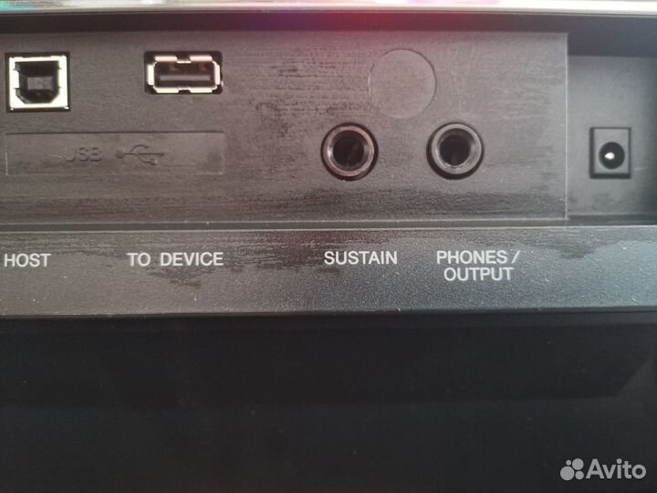 Синтезатор Yamaha PSR-E433