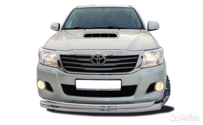 Защита переднего бампера Toyota Hilux 2011+ радиус