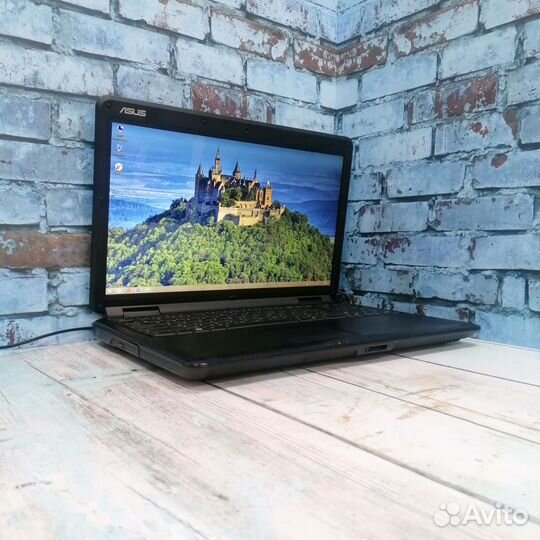 Ноутбук asus (1184 С)