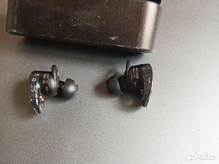Продам беспроводные наушники Sony wf-1000x