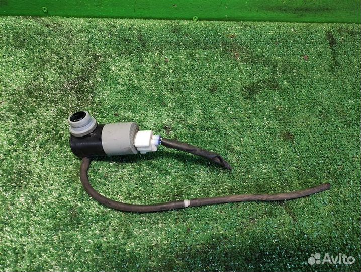 Мотор омывателя лобового стекла Toyota Auris E150