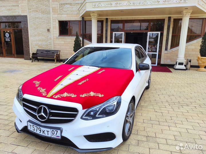 Свадебные украшения на авто