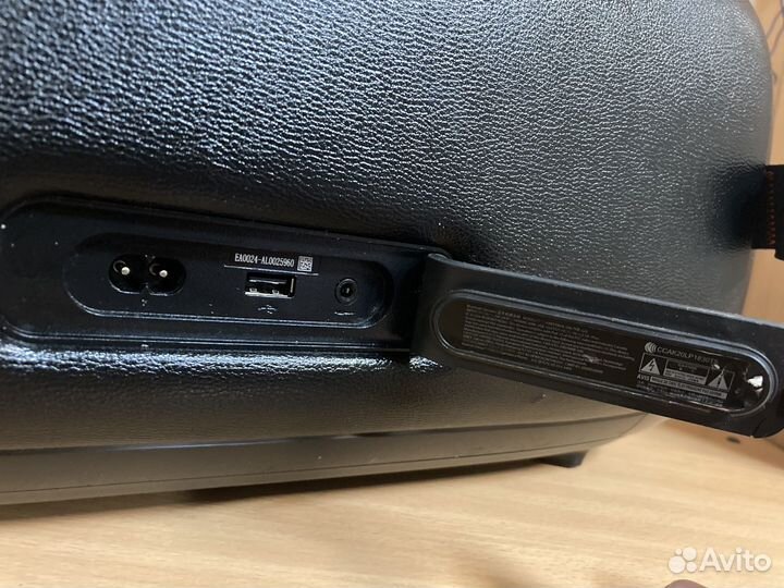 Колонка JBL partybox On-the-go