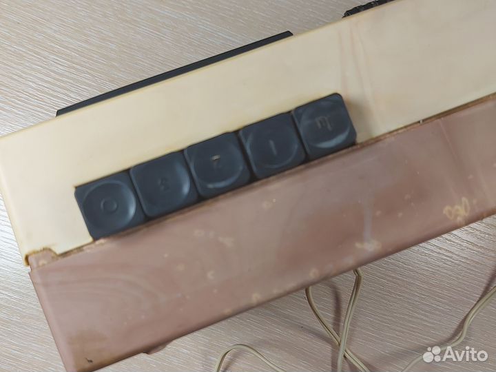 Радиоприемник трехпрограммный с таймером СССР