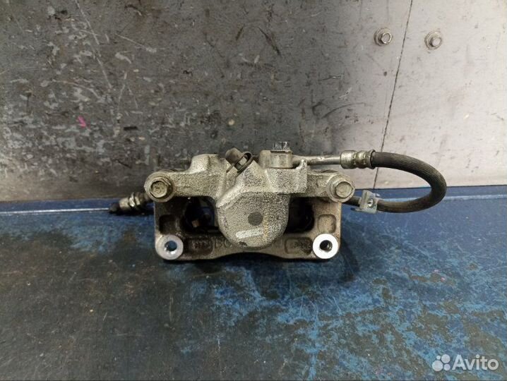 Суппорт задний левый Chevrolet Captiva C140