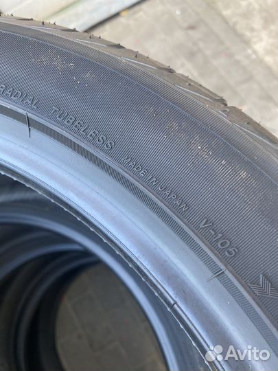 Yokohama Advan Sport V105 245/40 R19 98Y