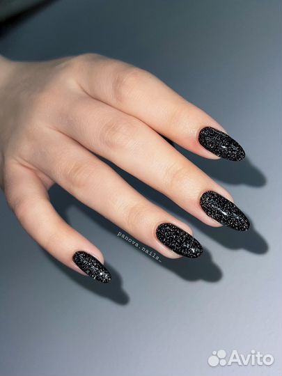 Маникюр и педикюр